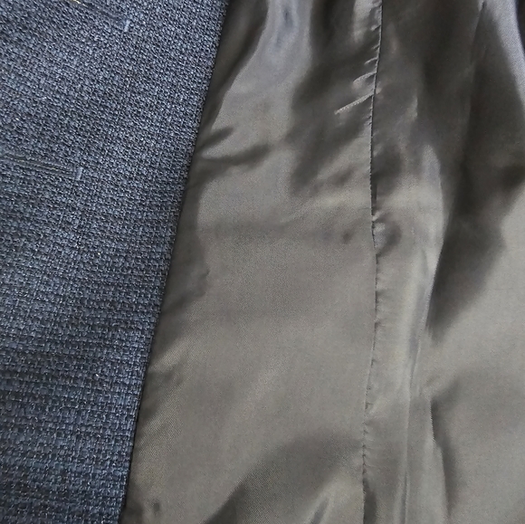 LE SUIT Petite 3 Button Navy Blue Two Piece Skirt Suit - Picture 12 of 14